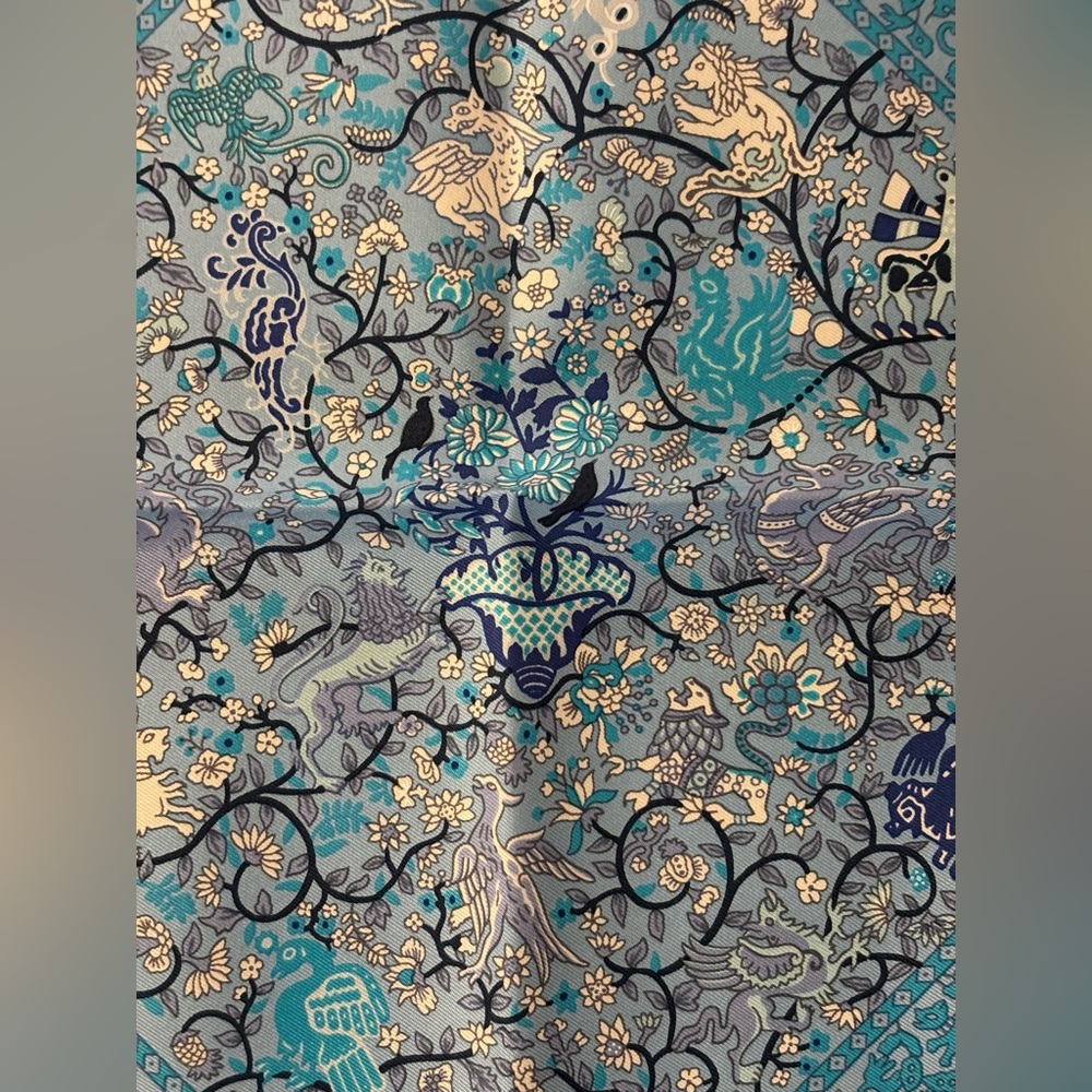 ✨NWT Hermés Silk Blue / Turquoise Gavroche Twill✨ - Picture 4 of 10